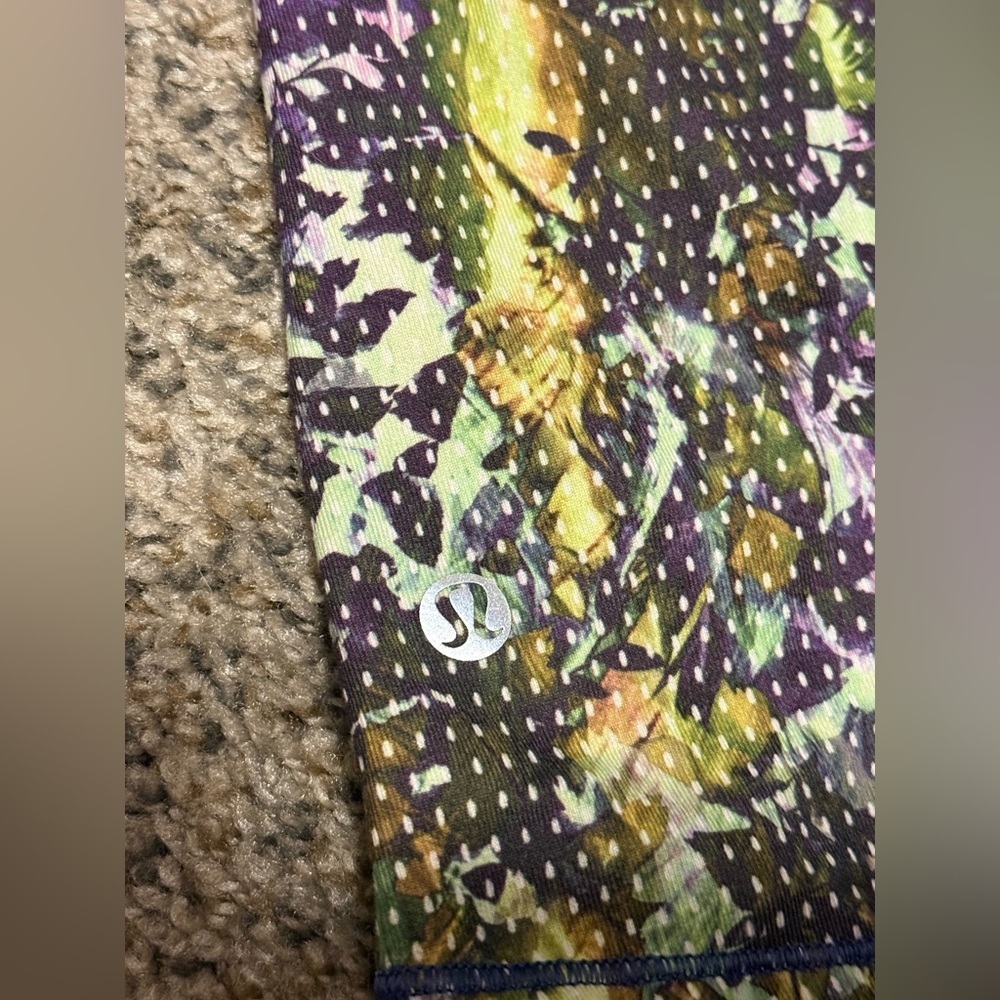 Lululemon Amala Tank - Picture 3 of 6